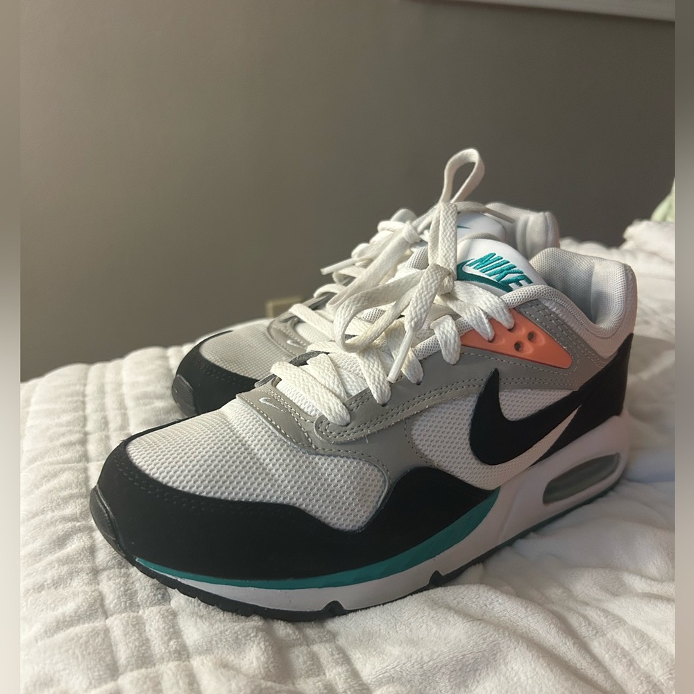NIKE AIR MAXS